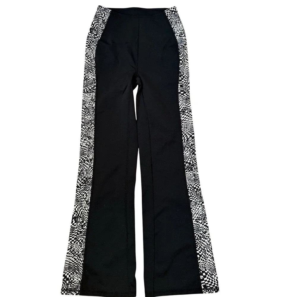 Free People Movement Checkmate Flare Leggings Black White Stripe Pants Sz XS - Picture 2 of 16
